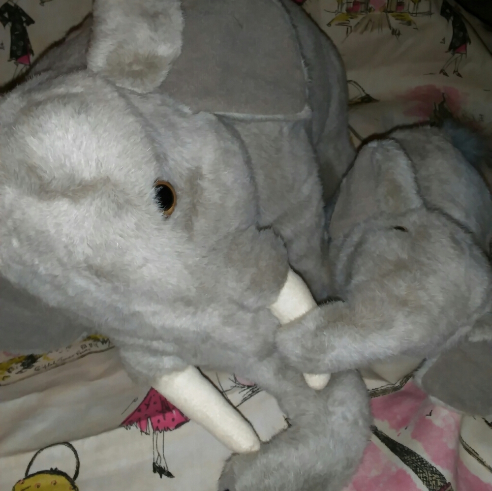 FIESTA MOMMA AND BABY ELEPHANT